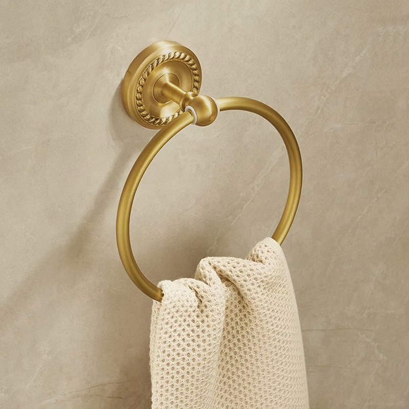 حامل مناشف معدني بتصميم نورديك - مراجعة Home Hardware Bathroom Accessories وسعره