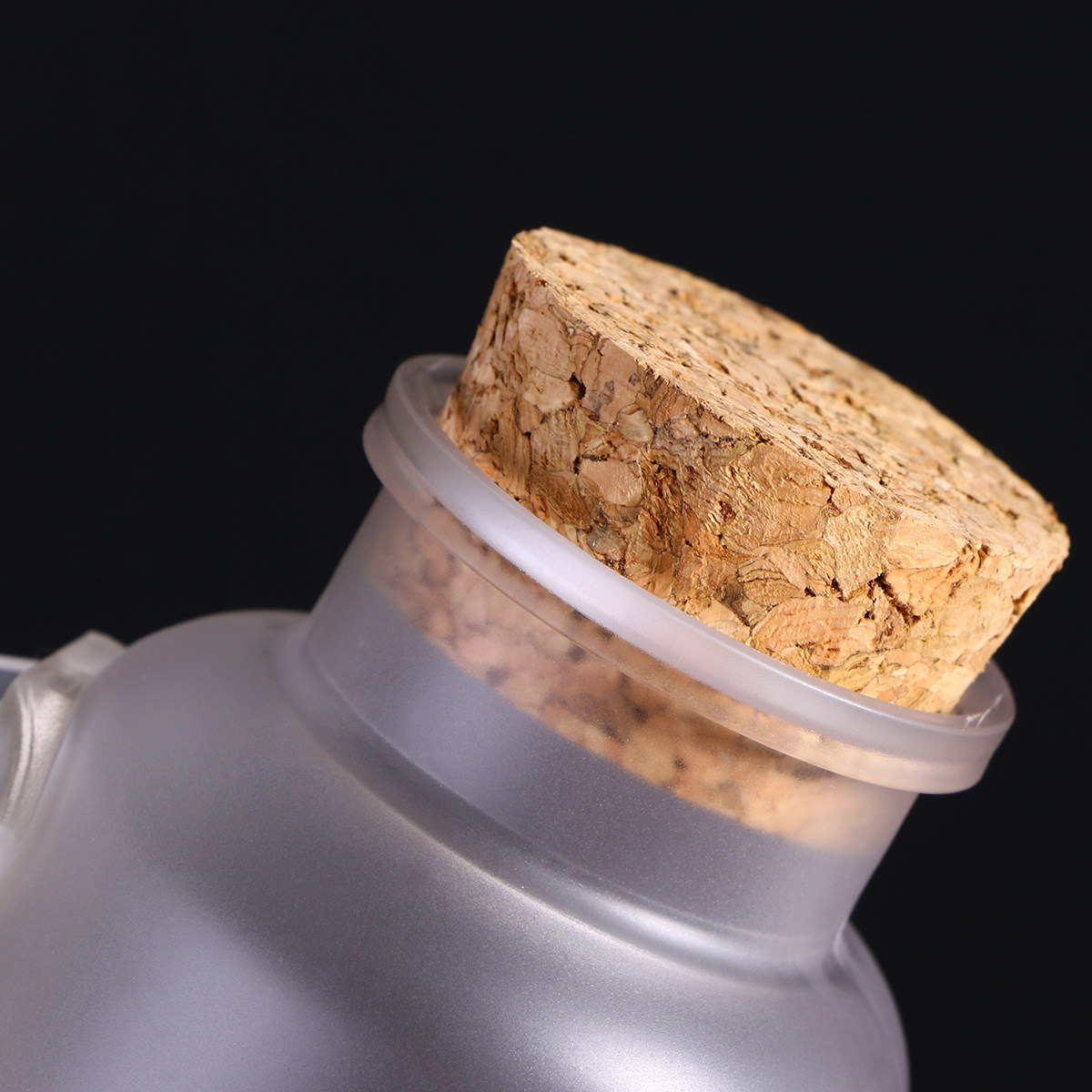 زجاجة ملح استحمام بلاستيكية AB - مراجعة Bath Salts Jar وسعره